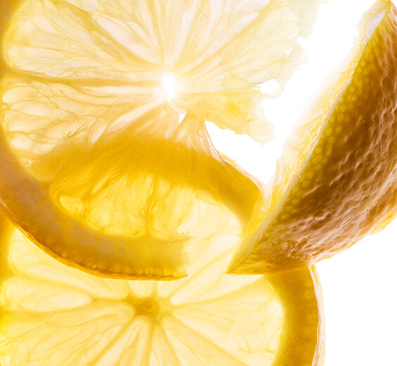 Zitronenbaum-Ätherisches Öl der Bio-Zitrone-Citrus limon (lemon) peel oil