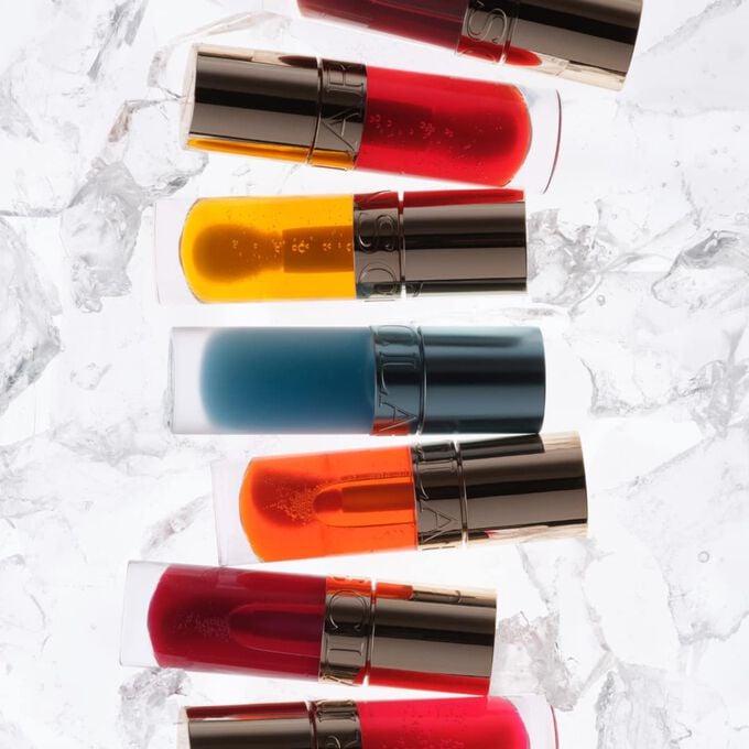 Pr&auml;sentation der gesamten Clarins Lip Comfort Oils-Kollektion mit Fokus auf das neue coolende Lippen&ouml;l mit seiner frischen und pflegenden Wirkung.