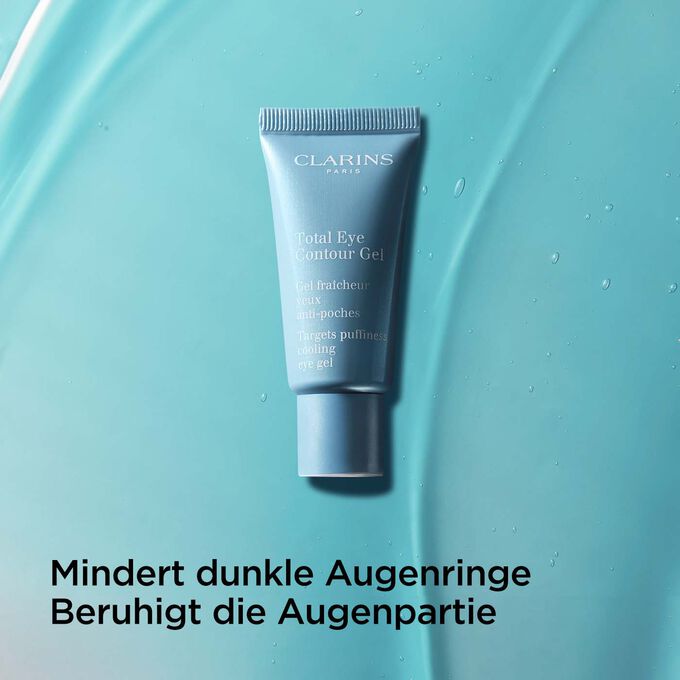 Packshot von Total Eye Contour Gel von Clarins mit Text, der seine Fähigkeit betont, dunkle Augenringe zu minimieren und die Augenpartie zu beruhigen.