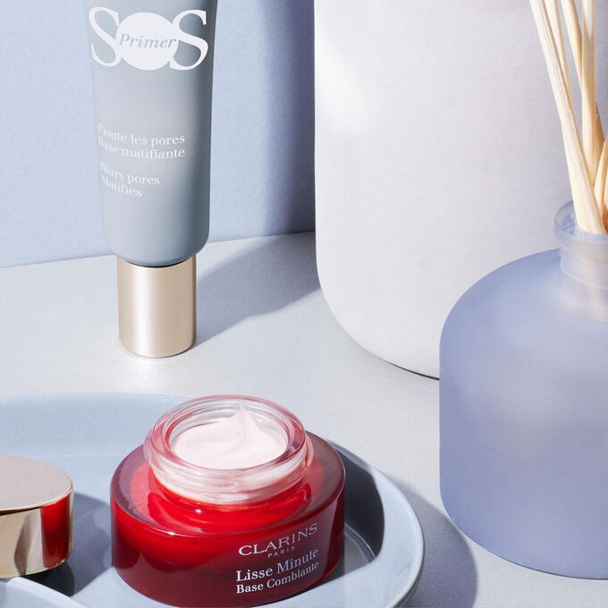 Instant Smooth Perfecting Touch mit SOS Primer