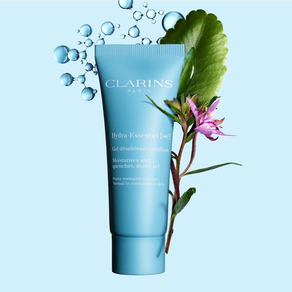 Bild zeigt Clarins Hydra-Essentiell Gel Matifiant, ein Gesichtsgel für den Tag, das mit Hyaluronsäure angereichert ist, Feuchtigkeit spendet und mattiert.