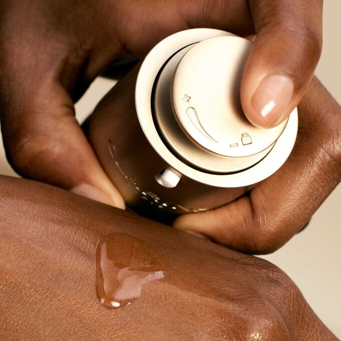 Double Serum Light Texture - Ganzheitliches Gesichtspflege-Konzentrat für jugendliche Haut