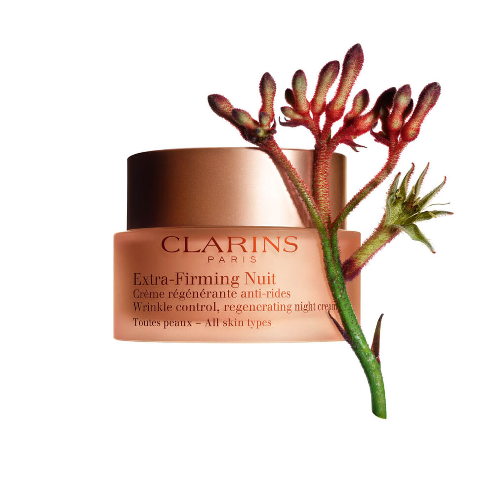 Plan produit crème Extra-Firming Nuit avec ingrédient