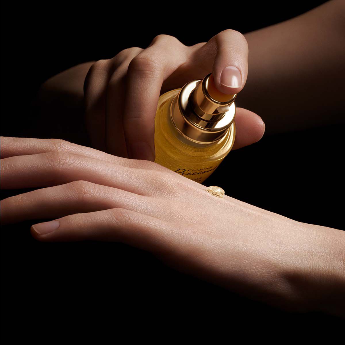 L'Huile en Serum Clarins Precious | CLARINS®