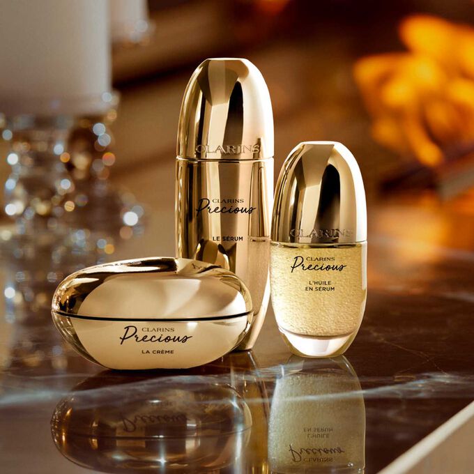 3 Produkte von Clarins Precious, die eine komplette Routine für Tag und Nacht bilden