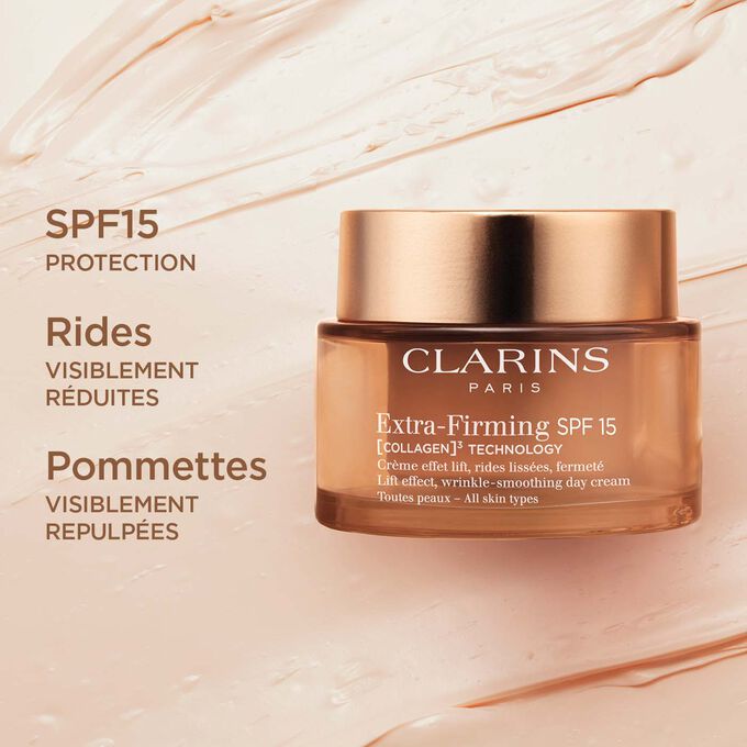 Plan produit de la Crème Extra-Firming Jour avec SPF pour illustrer ses effets anti-rides et de protection solaire.