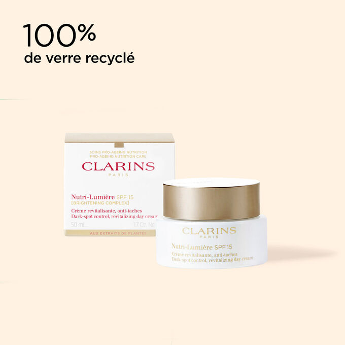 Pot de crème anti-âge: la Nutri-Lumière SPF 15 et son emballage pour illustrer l'origine recyclable de l'emballage