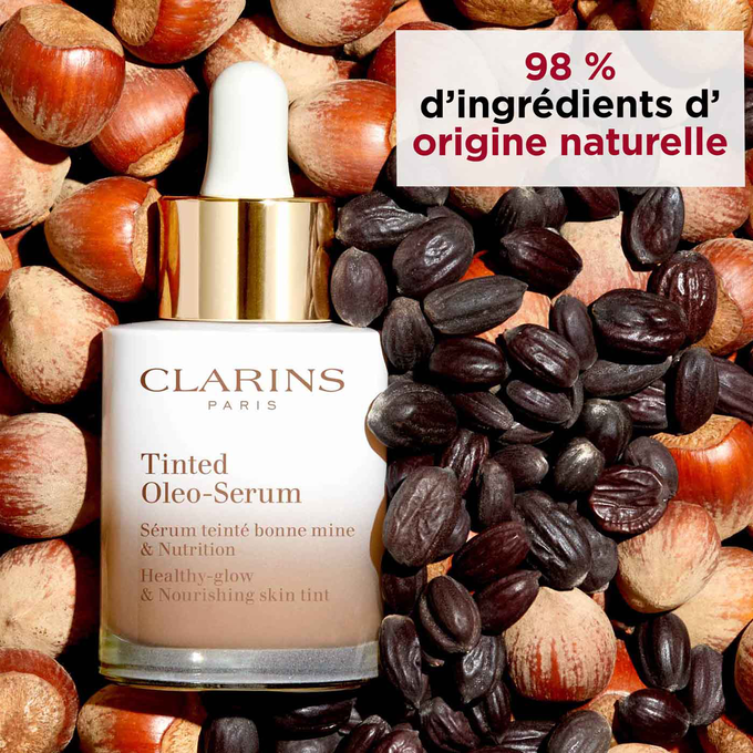 Le Tinted Oleo Serum est composé à 98 % d’ingrédients d’origine naturelle