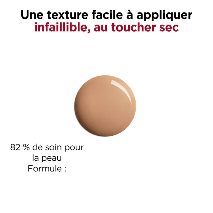 Le Tinted Oleo Serum à la texture infaillible et au toucher sec est formulé à 82 % comme un soin pour la peau