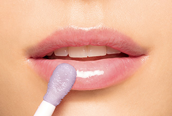 Lip Oil Lavender Weiss