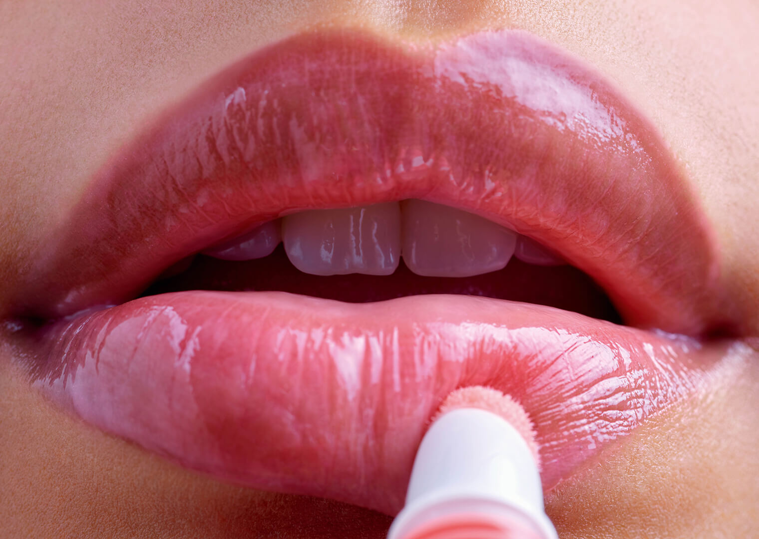 Lip Perfector auf den Lippen