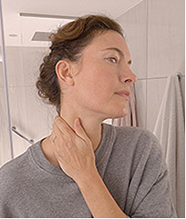Comment appliquer la crème de jour - étape 3 : exercer une légère pression