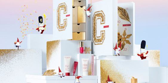 Chrismas background decoration with specks and golden elements